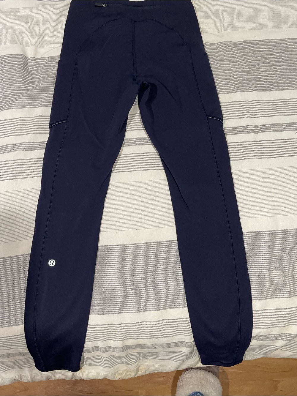 lululemon athletica size 6 Dark Navy Performance Leggings